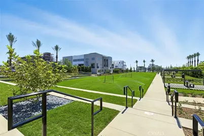 748 523 Snowberry Place, Montebello, CA 90640 - Photo 21