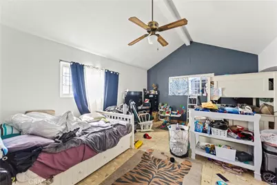 10239 Garfield Avenue, South Gate, CA 90280 - Photo 13