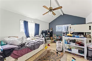 10239 Garfield Ave, South Gate, CA 90280 - Photo 13