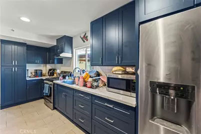 10239 Garfield Avenue, South Gate, CA 90280 - Photo 9