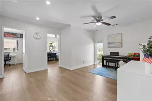 10 Goldenbush, Irvine, CA 92604 - Photo 33