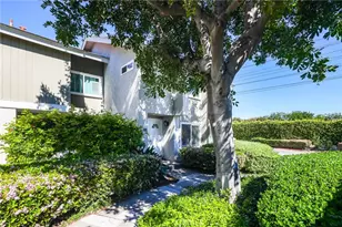 10 Goldenbush, Irvine, CA 92604 - Photo 3