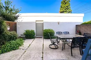 10 Goldenbush, Irvine, CA 92604 - Photo 37