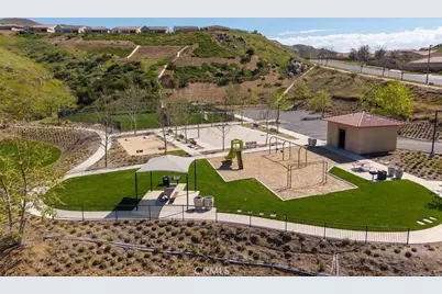 24258 Flora, Corona, CA 92883 - Photo 51