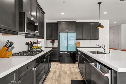 24258 Flora, Corona, CA 92883 - Photo 19