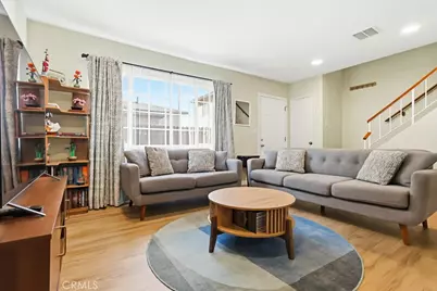 915 Carob Way #3, Montebello, CA 90640 - Photo 5