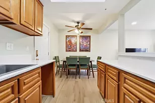 915 Carob Way, Montebello, CA 90640 - Photo 9