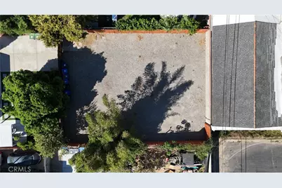 215 N McClay, Santa Ana, CA 92701 - Photo 9