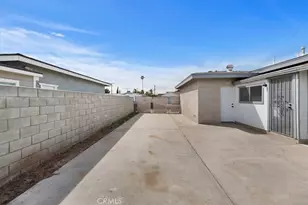 333 S Pampas, Rialto, CA 92376 - Photo 37