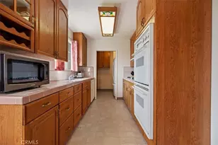 333 S Pampas, Rialto, CA 92376 - Photo 17