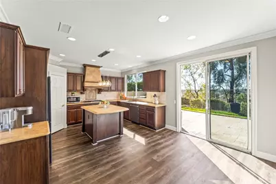 51 Rolling Ridge, Rancho Santa Margarita, CA 92688 - Photo 13