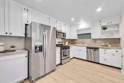 112 Stanford Lane, Seal Beach, CA 90740 - Photo 13