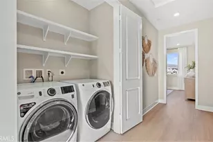 924 Chinon, Irvine, CA 92618 - Photo 27