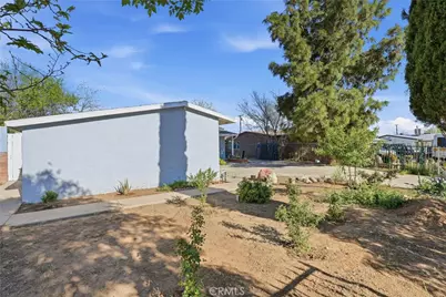 38893 Juniper Tree Rd, Palmdale, CA 93551 - Photo 13