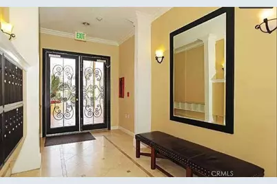 143 N Arnaz #204, Beverly Hills, CA 90211 - Photo 13