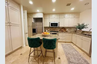 143 N Arnaz #204, Beverly Hills, CA 90211 - Photo 7