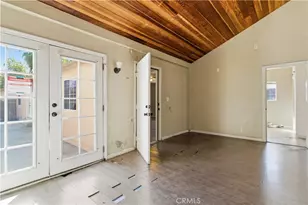 15000 Hamlin St, Van Nuys, CA 91411 - Photo 11