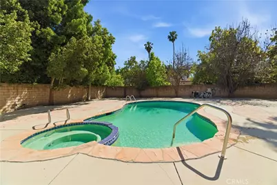 15000 Hamlin Street, Van Nuys, CA 91411 - Photo 5