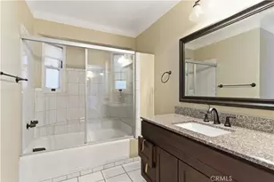 15000 Hamlin St, Van Nuys, CA 91411 - Photo 31