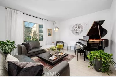 165 Frame, Irvine, CA 92618 - Photo 3