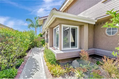 27525 Paseo Toluca, San Juan Capistrano, CA 92675 - Photo 3