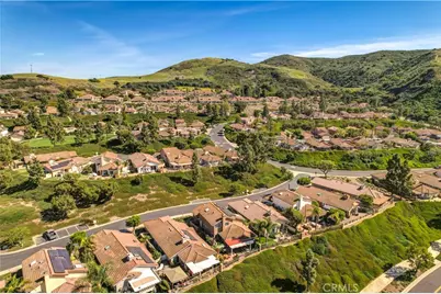 27525 Paseo Toluca, San Juan Capistrano, CA 92675 - Photo 37