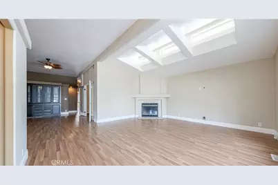 112 Crow, Fountain Valley, CA 92708 - Photo 7