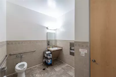 8925 Research Drive, Irvine, CA 92618 - Photo 21