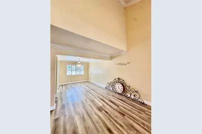 2860 E Hempstead, Anaheim, CA 92806 - Photo 17