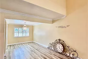 2860 E Hempstead, Anaheim, CA 92806 - Photo 17