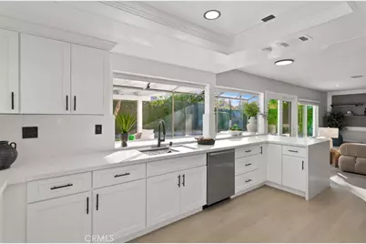 9882 Kings Canyon, Huntington Beach, CA 92646 - Photo 13