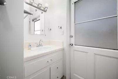 1135 Catalina Ave., Seal Beach, CA 90740 - Photo 15