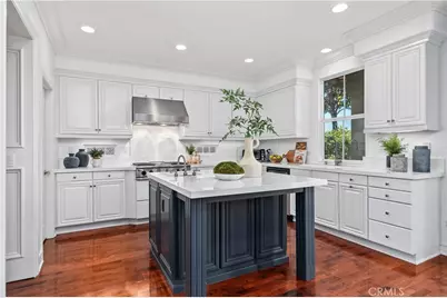 115 Bottlebrush, Irvine, CA 92603 - Photo 9