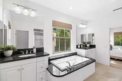 21 Somerton, Irvine, CA 92620 - Photo 19