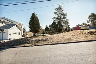 1215 Valley View Dr, Big Bear City, CA 92314 - Photo 55