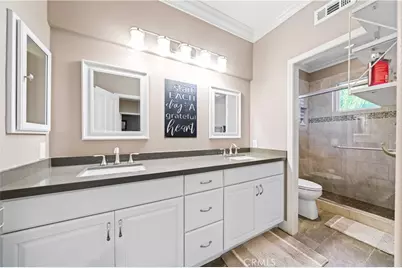 33 Calavera, Irvine, CA 92606 - Photo 45