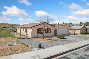 16615 Batson Pl, Victorville, CA 92395 - Photo 29