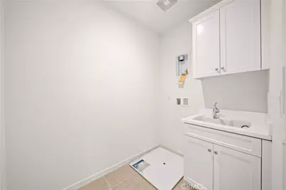 136 Newburry, Irvine, CA 92618 - Photo 27