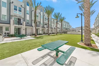 1515 W Bushell St, Anaheim, CA 92805 - Photo 21