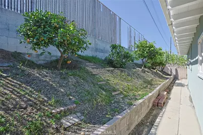 1328 W 214th Street, Torrance, CA 90501 - Photo 37