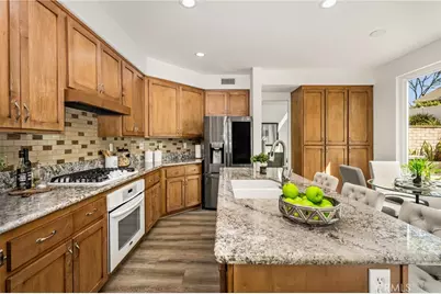 64 Toulon, Lake Forest, CA 92610 - Photo 15