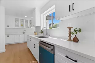 3972 Hubert Ave, Los Angeles, CA 90008 - Photo 9