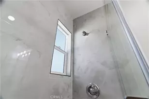 3972 Hubert Ave, Los Angeles, CA 90008 - Photo 19