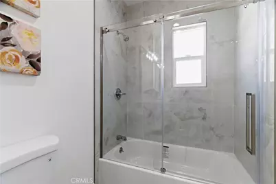 3972 Hubert Avenue, Los Angeles, CA 90008 - Photo 53