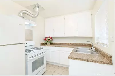 15564 Hesperia, Victorville, CA 92395 - Photo 7