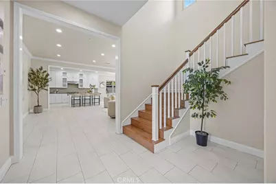 61 Bloomington, Irvine, CA 92620 - Photo 3