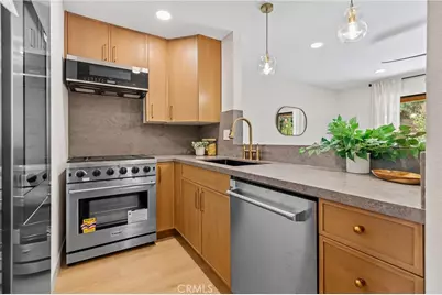 120 Lemon #34, Irvine, CA 92618 - Photo 13