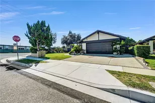 19435 Almadin, Cerritos, CA 90703 - Photo 31