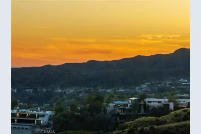 1000 N Bundy, Los Angeles, CA 90049 - Photo 23