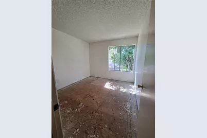 700 W La Veta #J6, Orange, CA 92868 - Photo 27